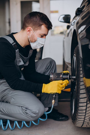 Maximizing Car Resale Value: Maintenance, Modifications, and Market Timing Tips for North American Owners