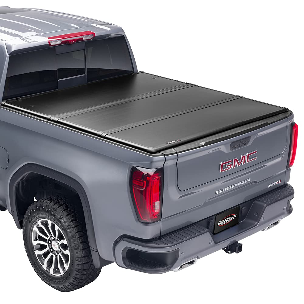Realtruck Undercover Triad Hard Folding Truck Bed Tonneau Cover | Tr26010 | Fits 2008-2016 Ford F-250/350 Super Duty 6' 9' Bed (81')