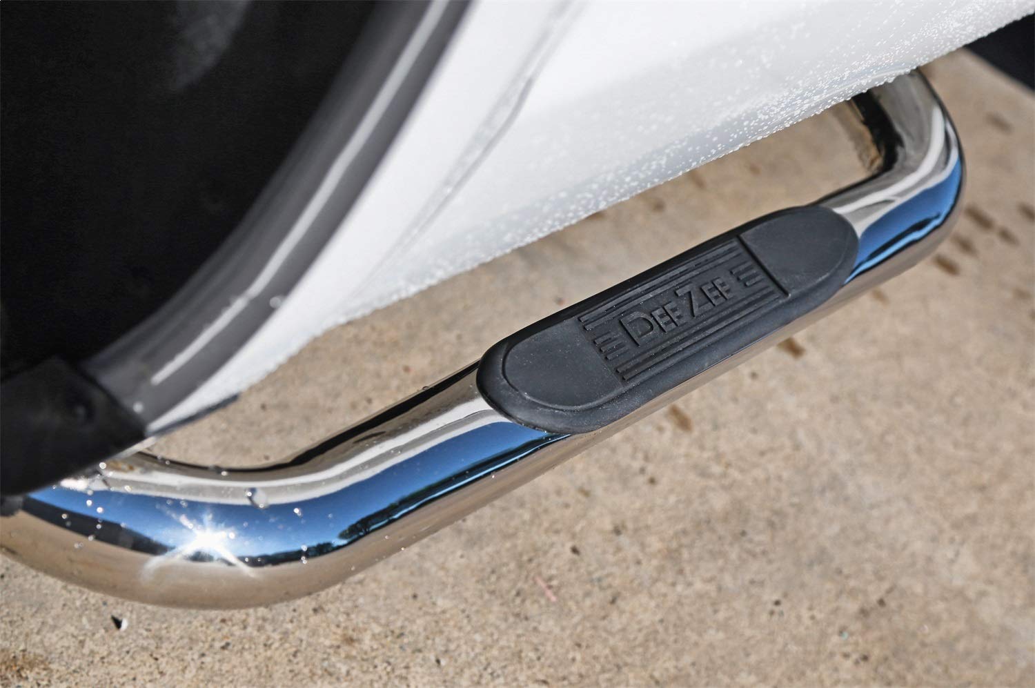 Dee Zee Dz3700303 3 Round Universal Nerf Bars