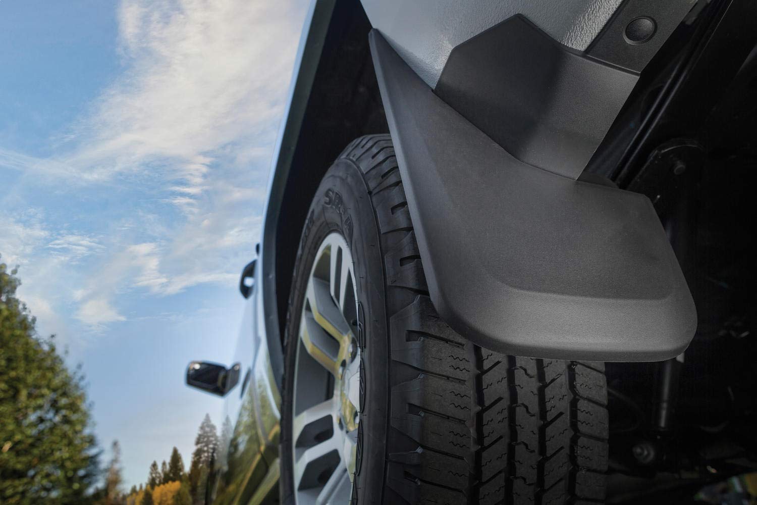 Husky Liners - Front Mud Guards | 2000 - 2005 Ford Excursion, 1699 - 2007 Ford F250/350 W/O Fender Flares, Front Set - Black, 2