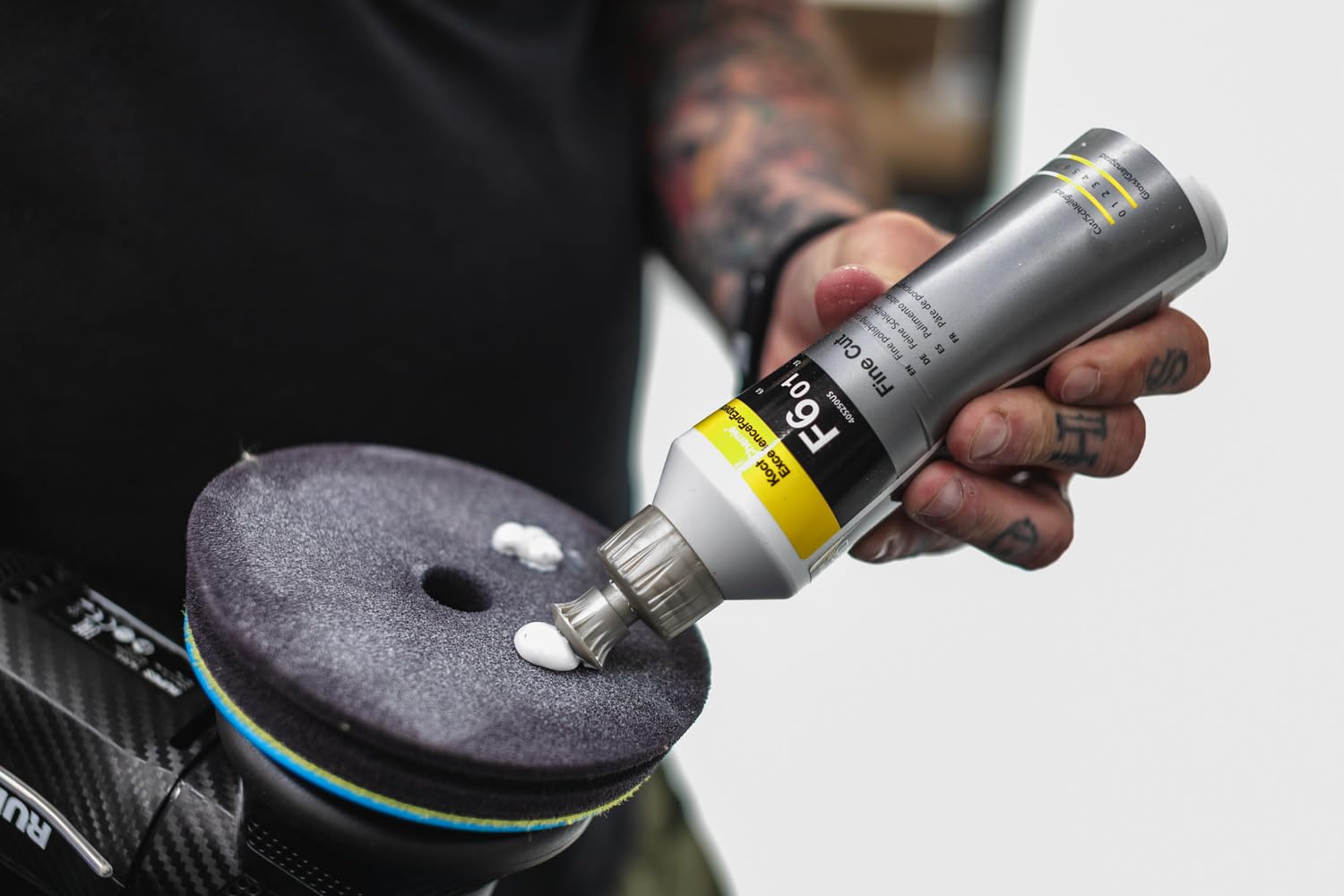 Koch-Chemie - Fine Cut Polishing Compound - Silicone-Oil-Free; Designed For All Paint Types; For Removing Medium To Heavy Defect
