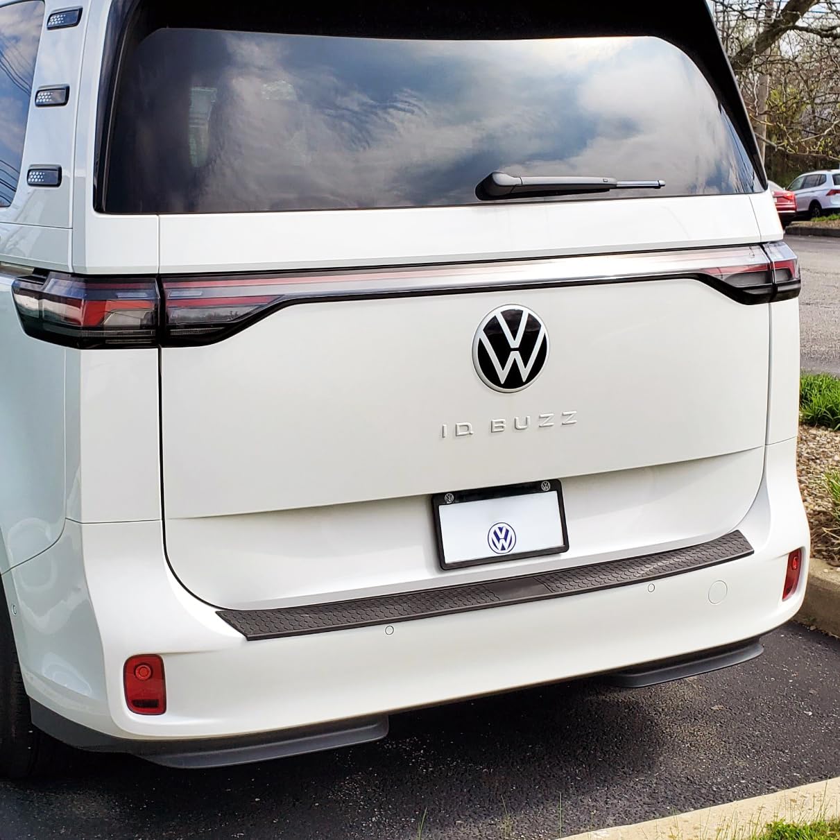 Dawn Enterprises Rbp-017 Rear Bumper Protector (Volkswagen Id. Buzz Fitment Images (2025-2026))