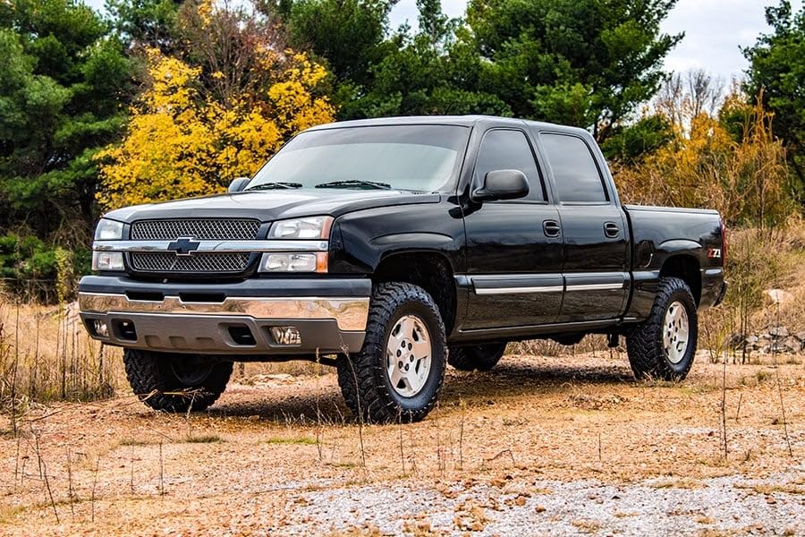Rough Country 2.5'' Leveling Lift Kit for 1999-2006 Chevy/GMC 1500 4WD - 28300
