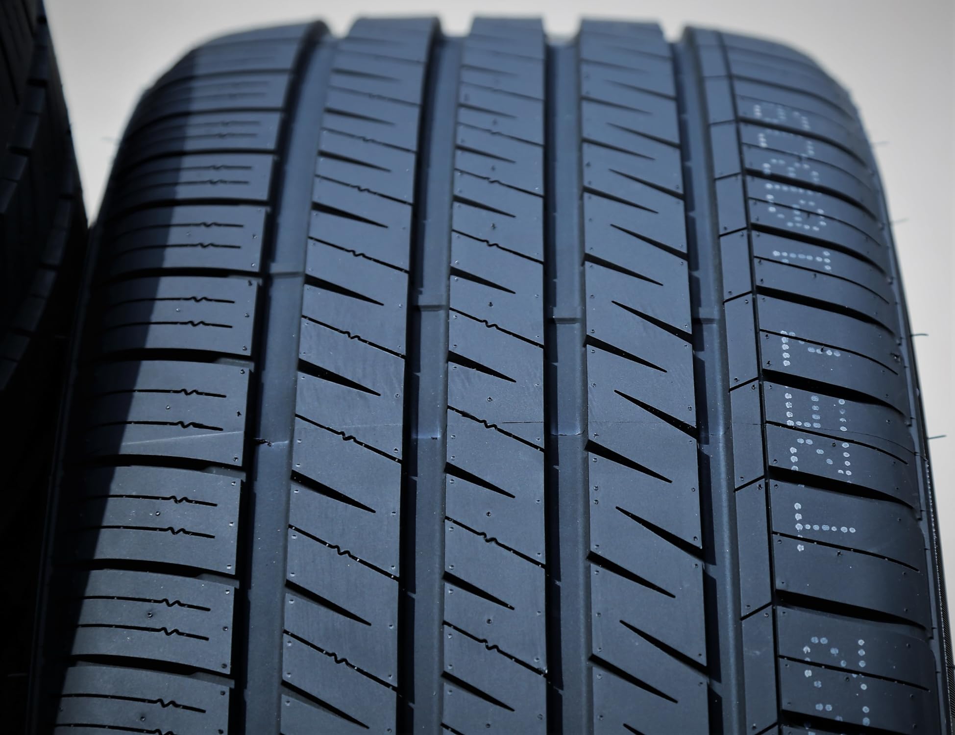 Set of 4 (FOUR) Landspider Citytraxx H/P All-Season Passenger Car High Performance Radial Tires-245/40R19 245/40ZR19 245/40/19 2