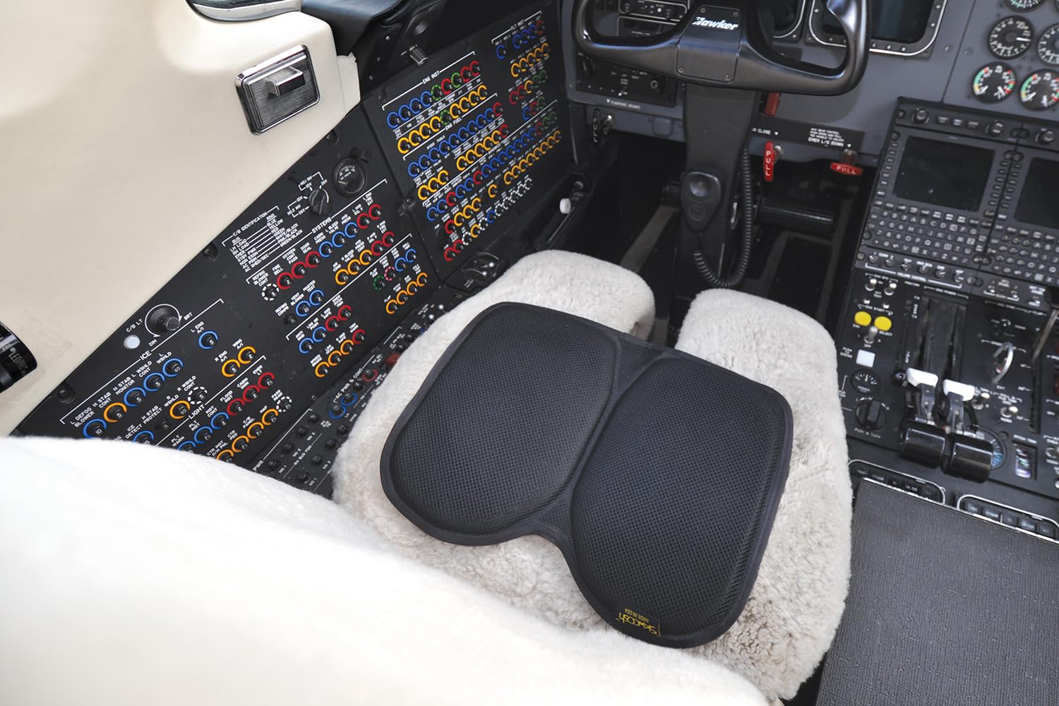 Skwoosh Pilot Travel Gel Cushion With Airflo Breathable Mesh For Airplane, Auto, Bus, Train | Sitting Comfort And Pressure Relie