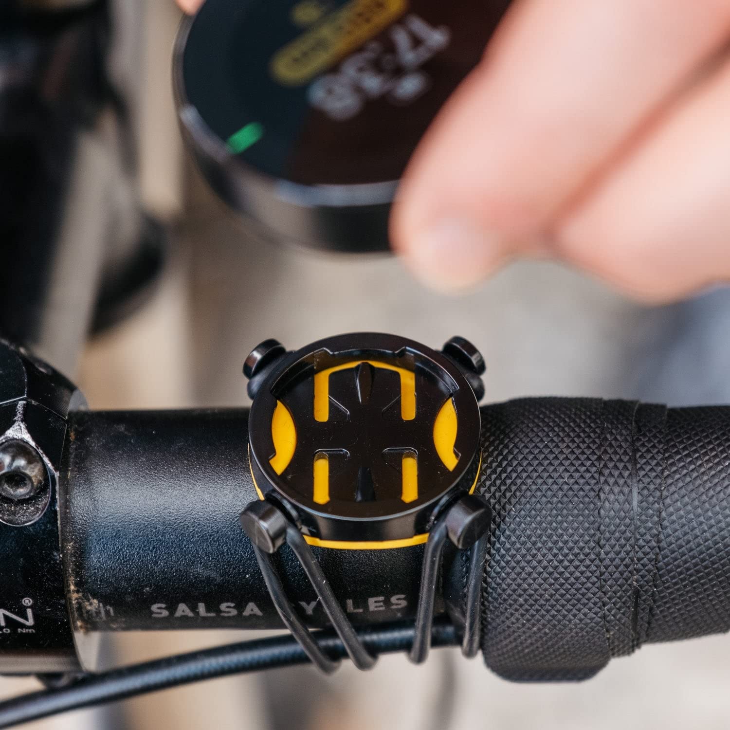 Velo 2 Universal Mount Universal Mount Beeline VELOUNI_2.0