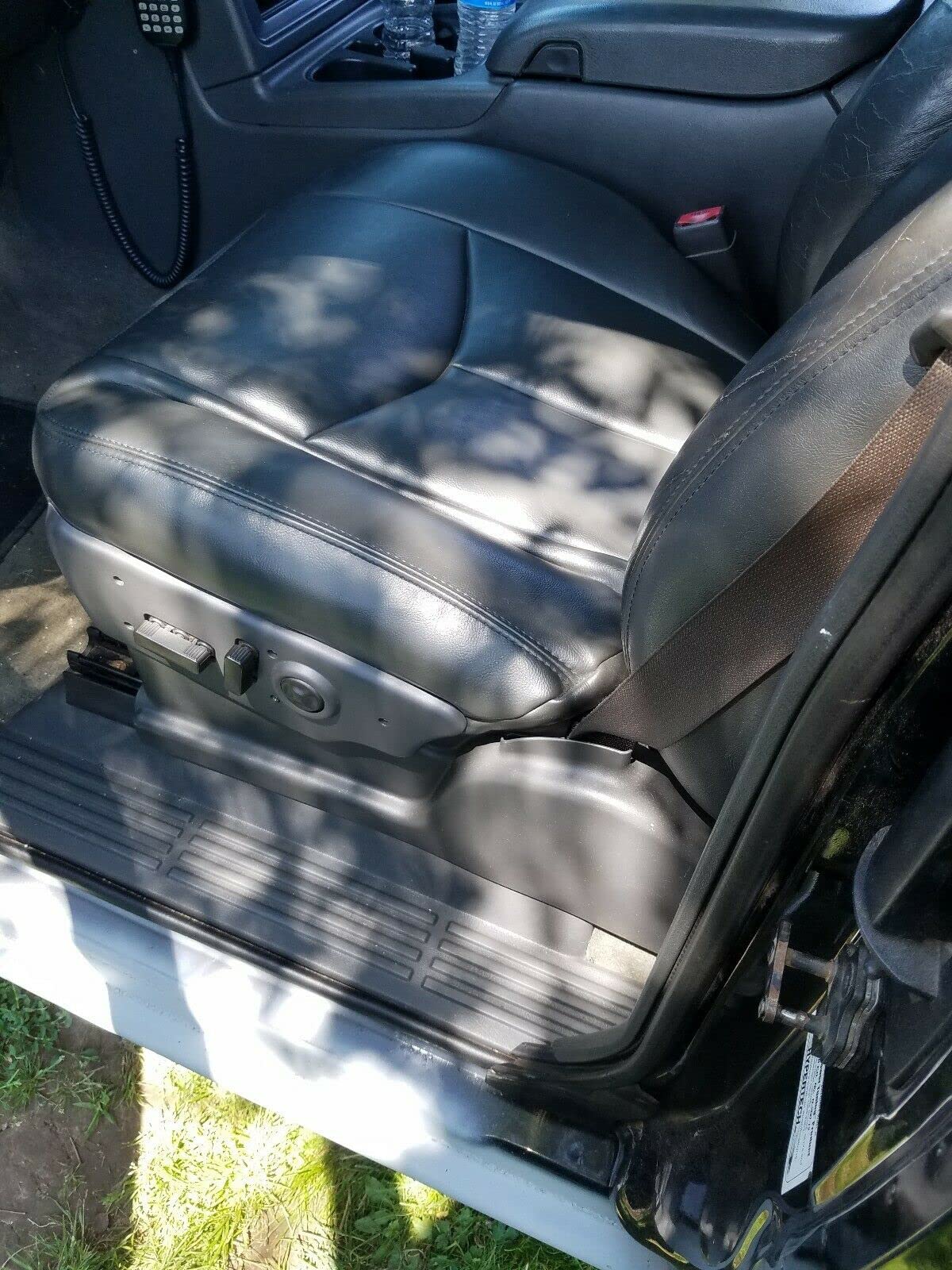 ECOTRIC Seat Cover Compatible with 2003-2006 Chevy Silverado 1500 2500 New Synthetic Leather Diver Bottom Dark Gray