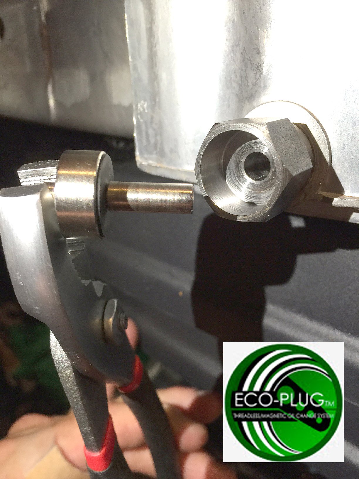 ECO-PLUG Oil Drain Plug for Damaged Aluminum Pan, 12mm-16mm Tapered Thread, Green, Short Thread, Non-Recessed Drain Hole