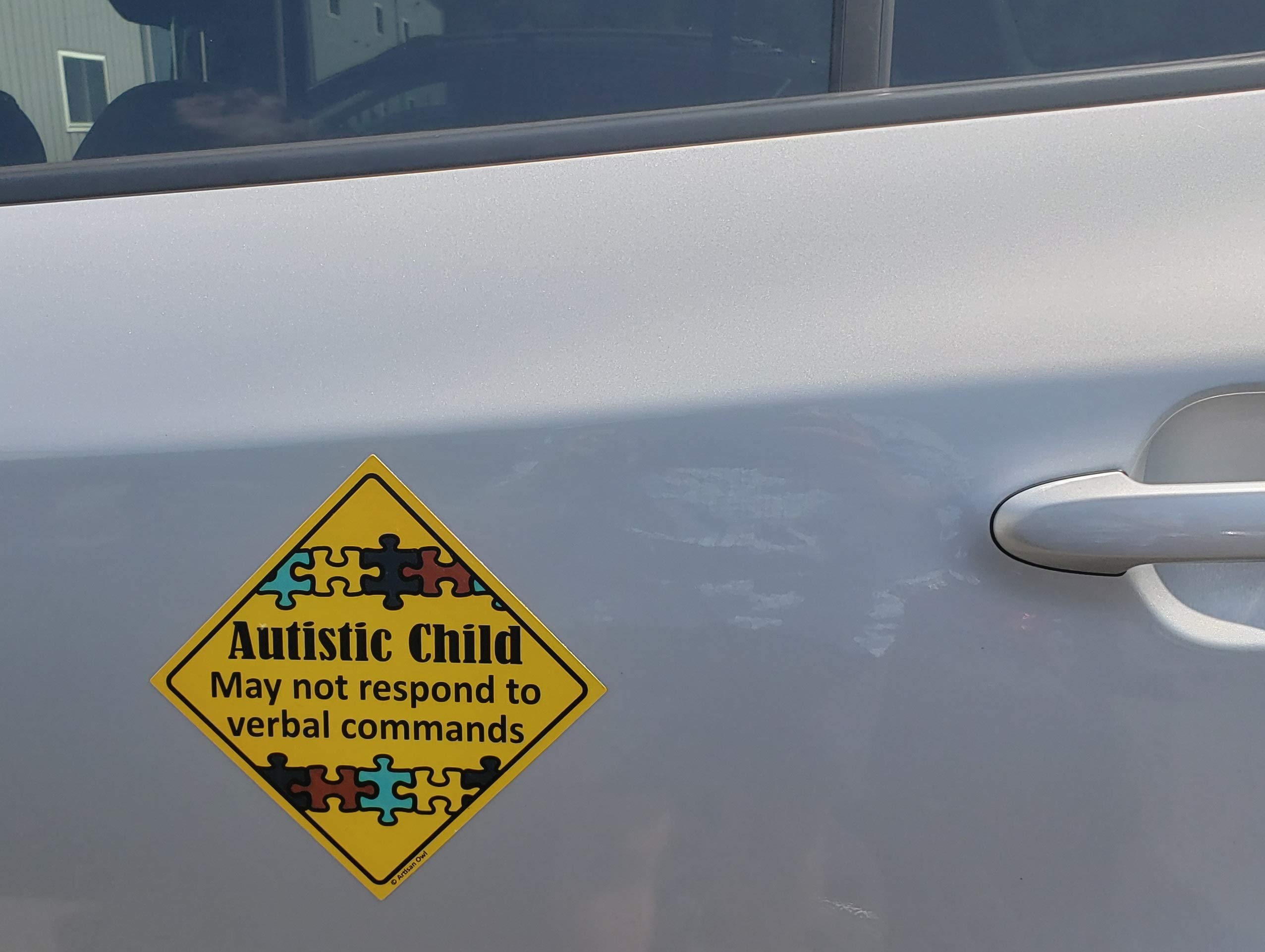 Autistic Child Emergency Magnet 6 X 6 Inch Auto Bumper Car Magnet (2 Magnets)
