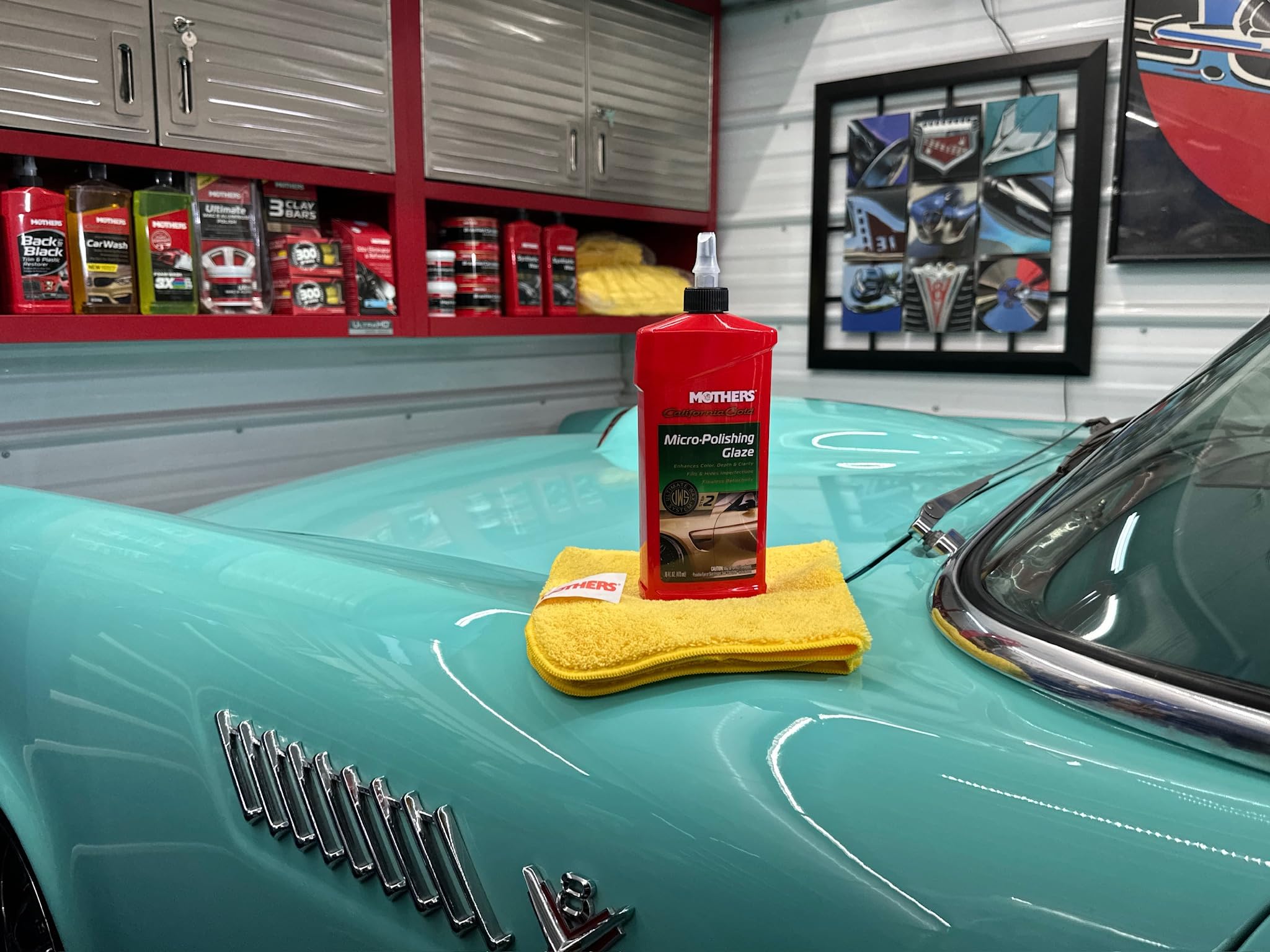 Mothers 08100 California Gold Micro-Polishing Glaze - 16 oz. - Aluminum Oxide, Red - Ultimate Wax System, Step 2