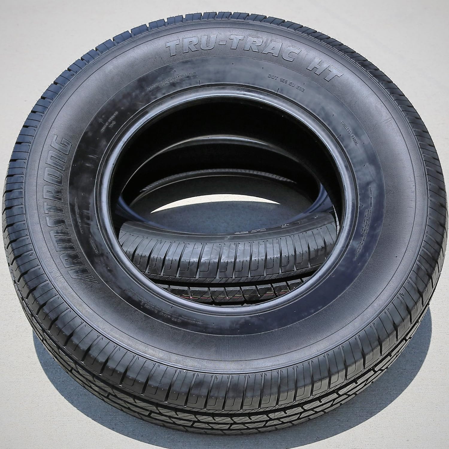 Armstrong TRU-TRAC HT All Season - 235/75 R15