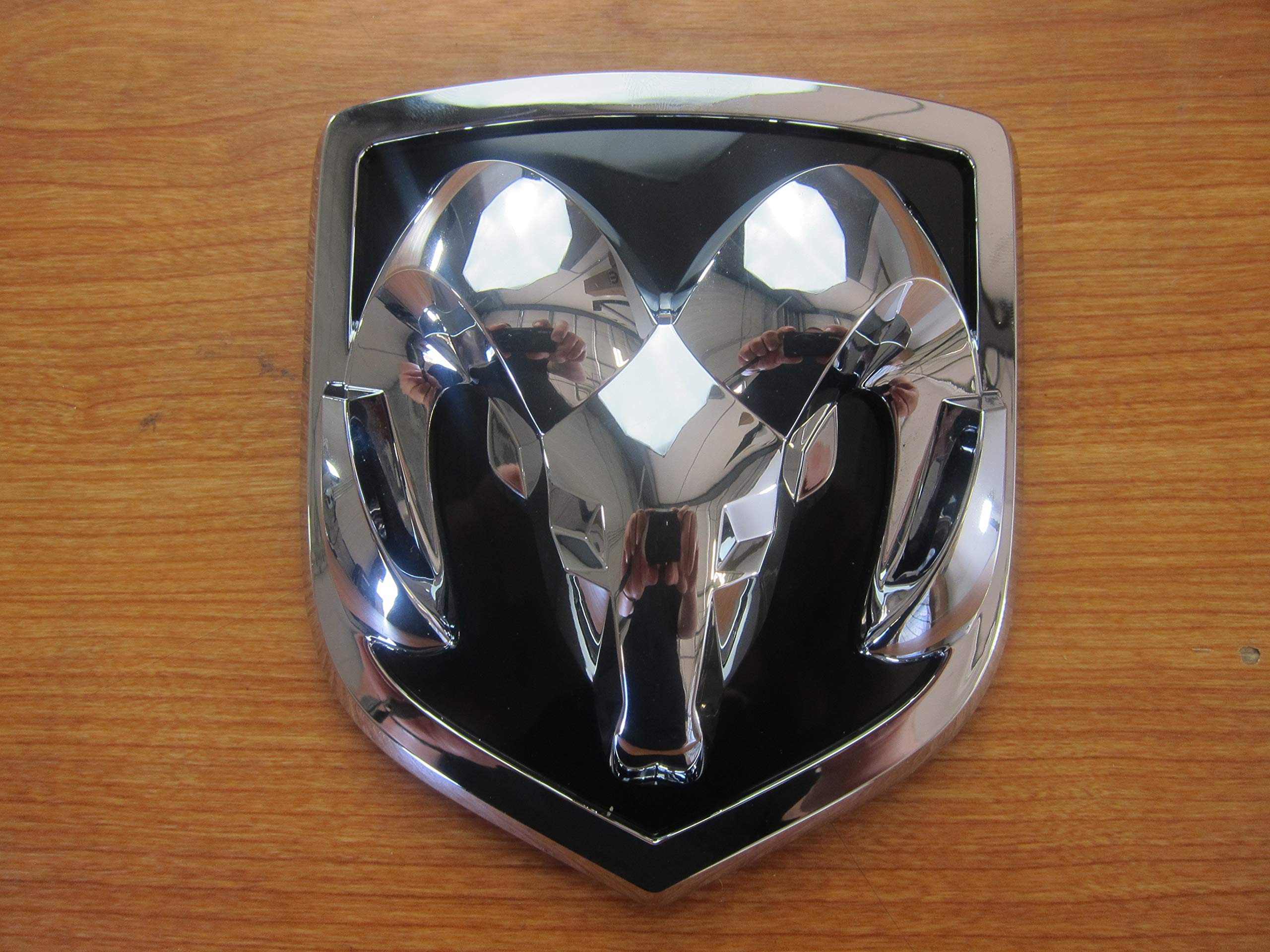 Dodge Ram Front Grille Ram Head Emblem New Mopar Oem