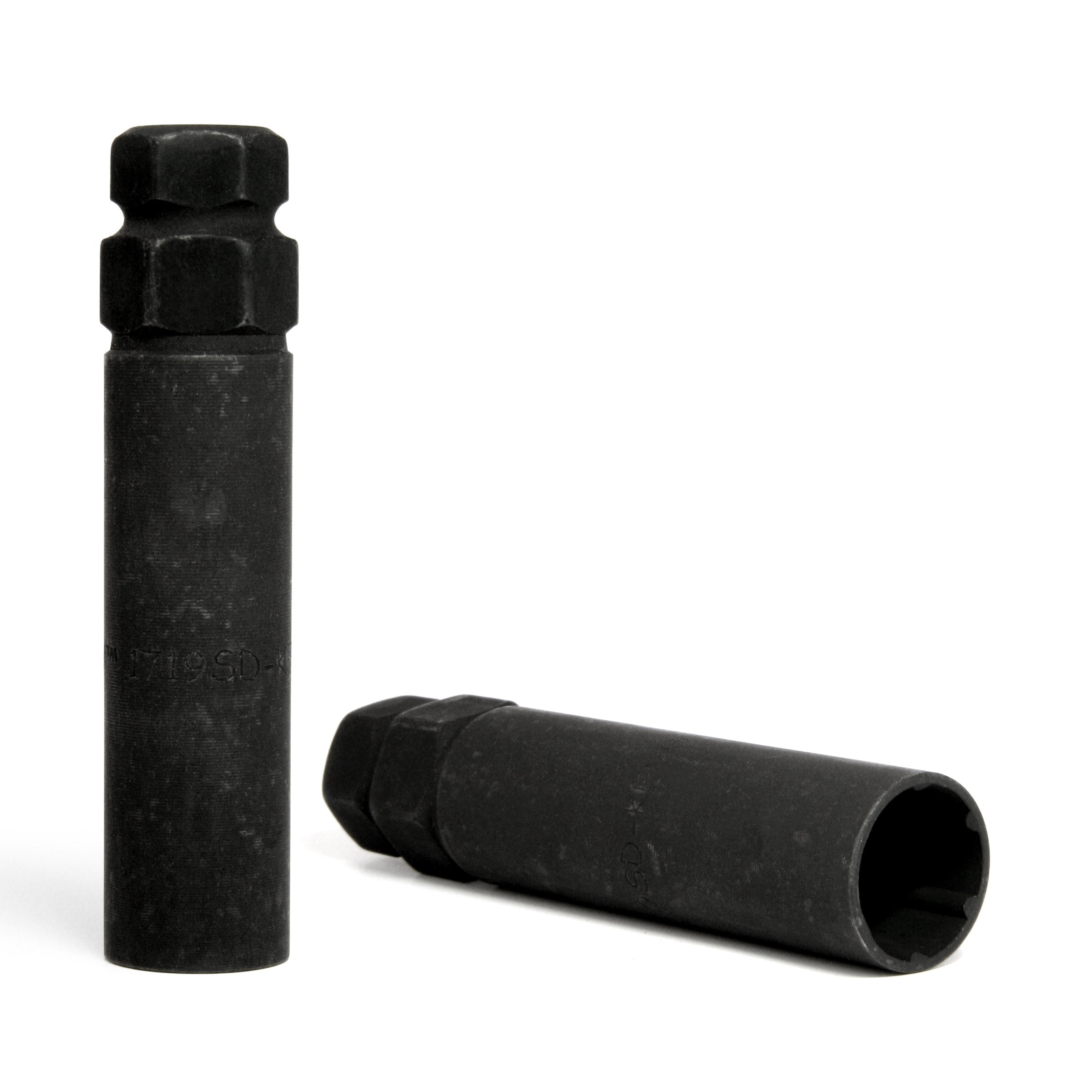 Gorilla Automotive 17125Sdbc-20 Black 12Mm X 1.25 Thread Size Chrome Finish Small Diameter Lug Bolt, (Set Of 20)