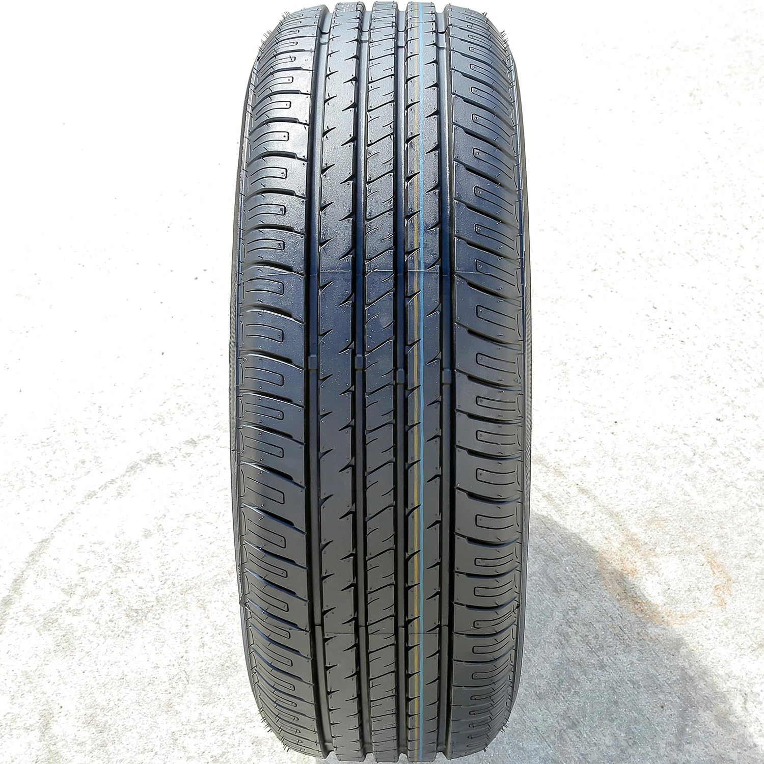 Armstrong BLU-TRAC PC Passenger - 215/70 R15