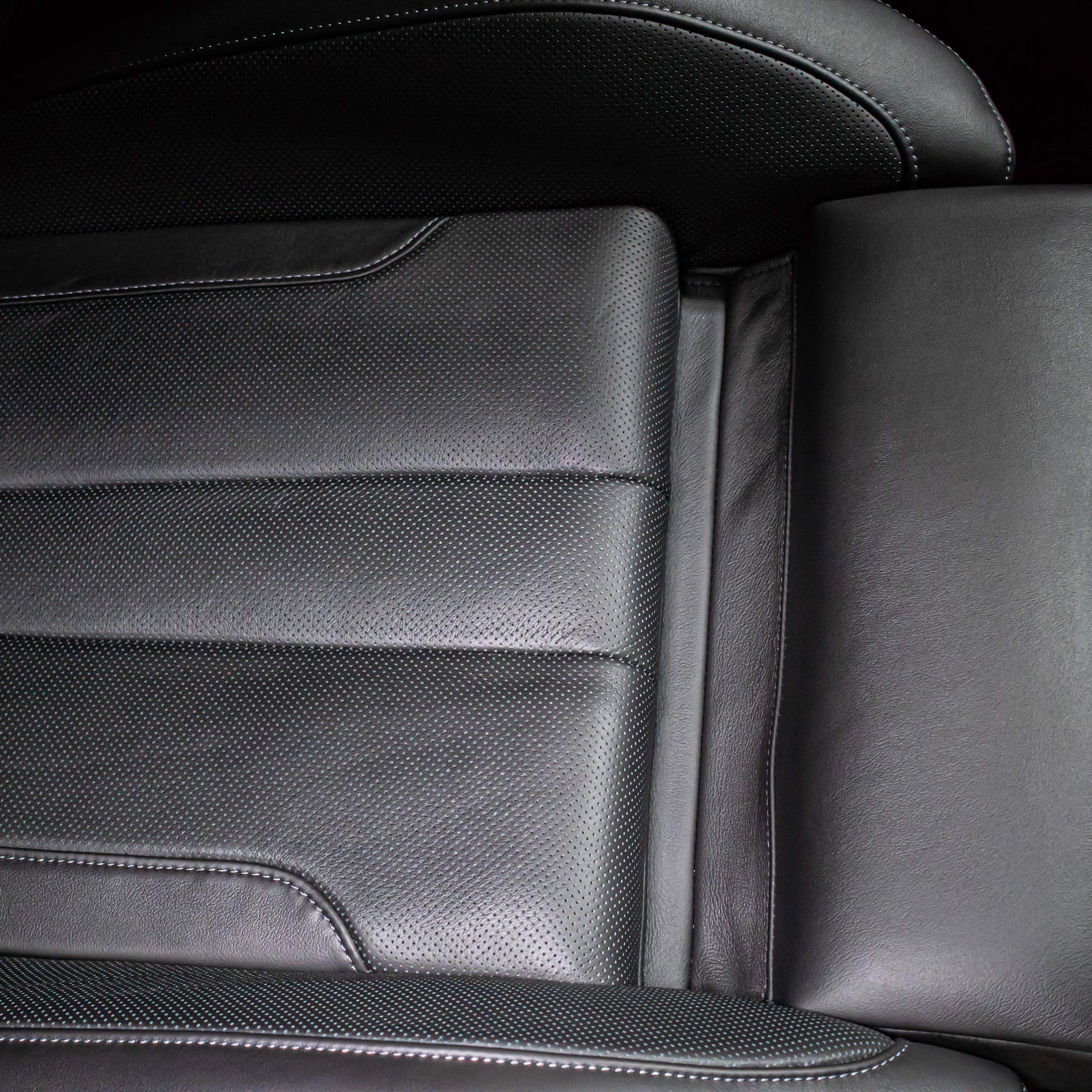 Gyeon Leather Coat - Car Leather Protector - Safe And Easy To Use Leather Ceramic Coating For Cars - Prevent Stains And Die Transfer With Easy Cleaning