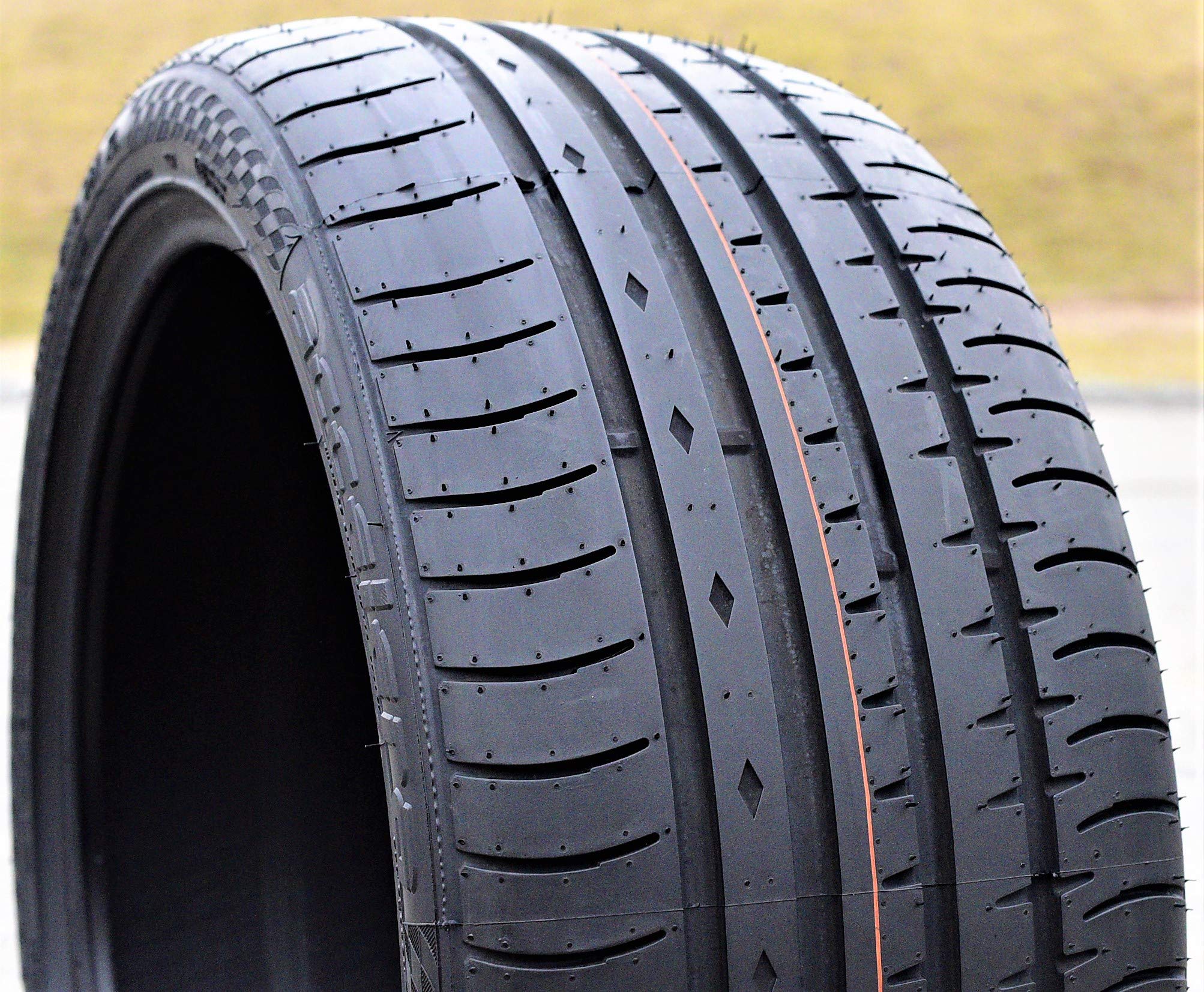 Accelera 235/40 Zr18 95Y Xl Phi(T)