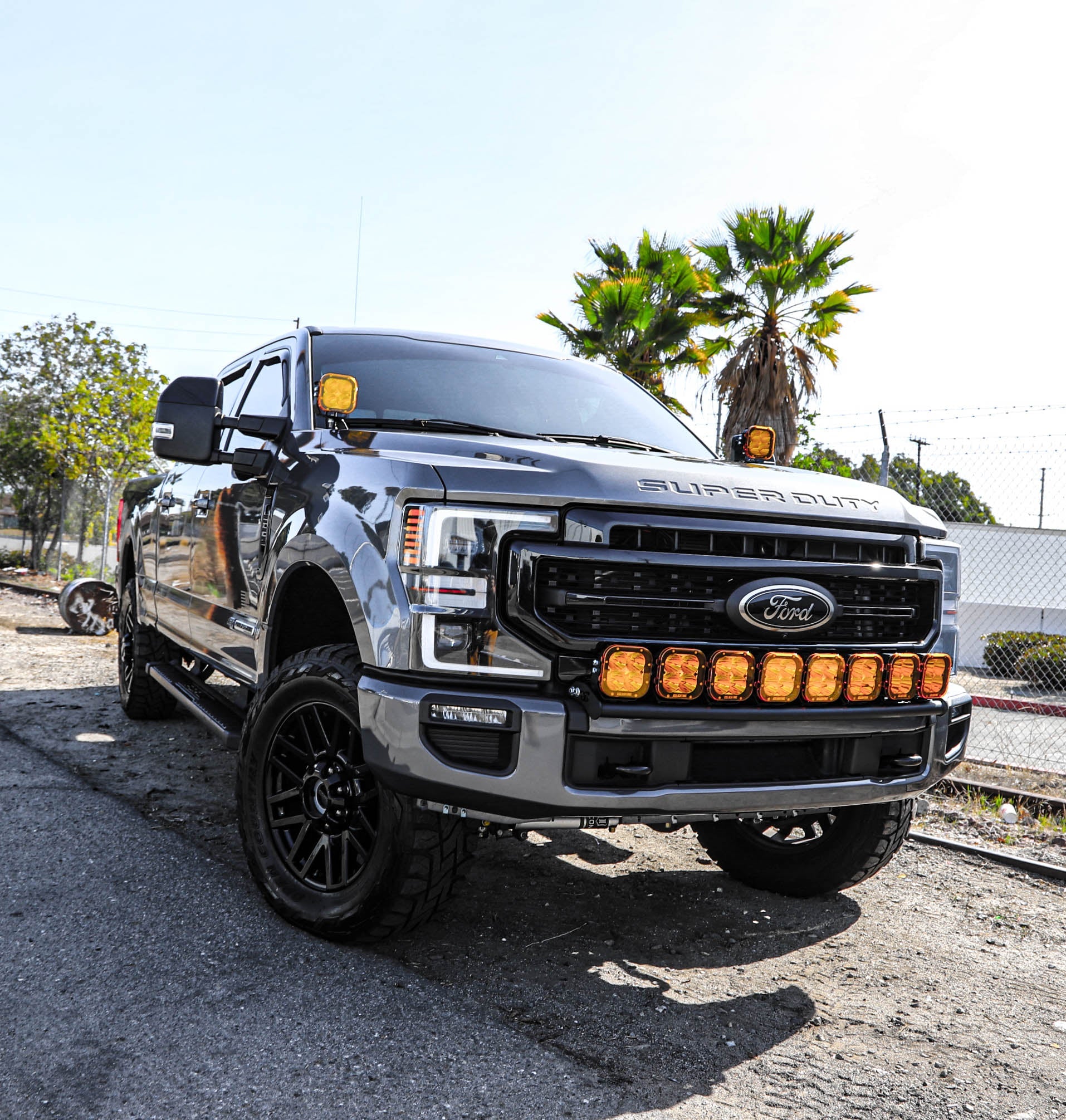 2011+ F250 / F350 Superduty 8 Light Bumper Mount Kit