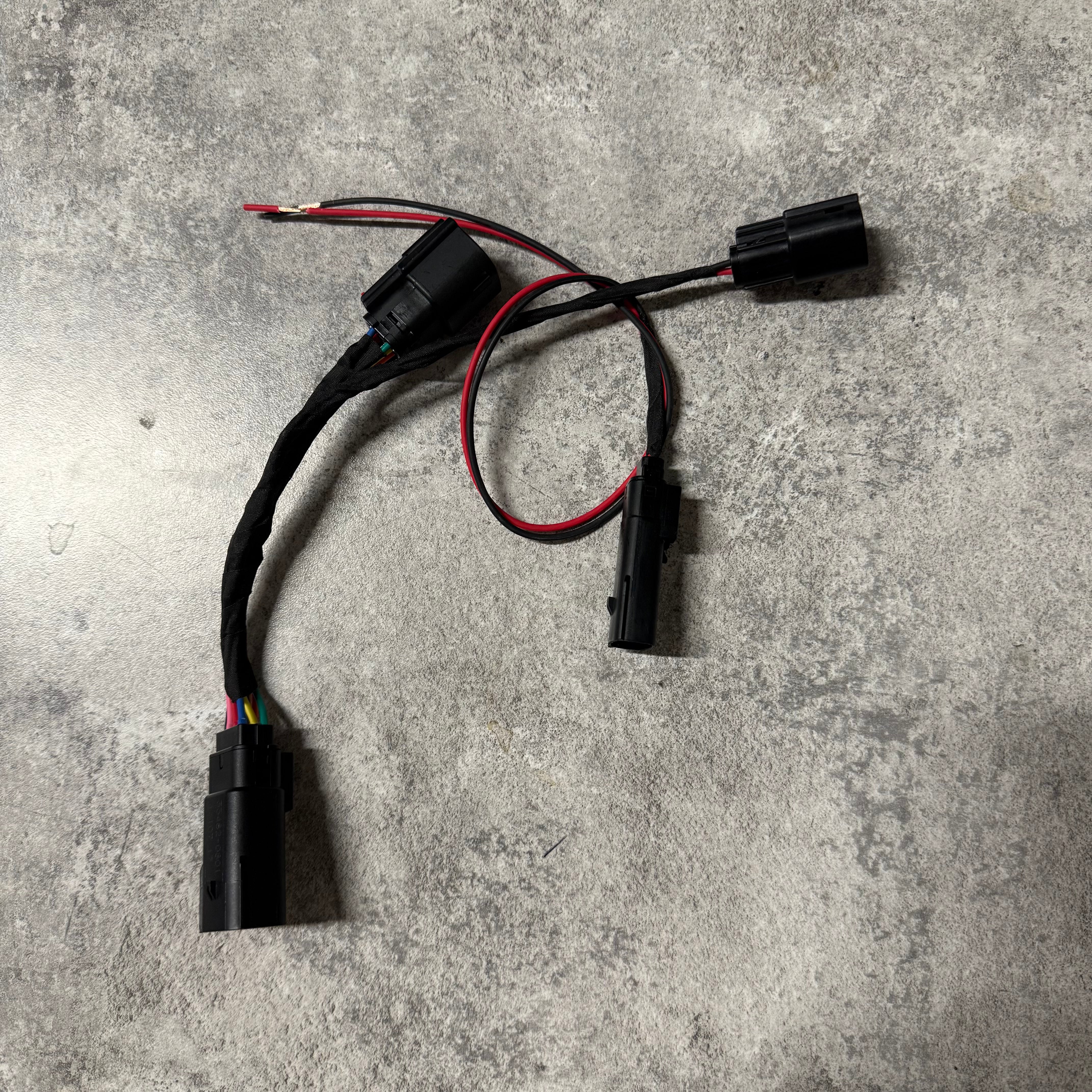 Headlight breakout harness 2020-2023 Sierra HD Model