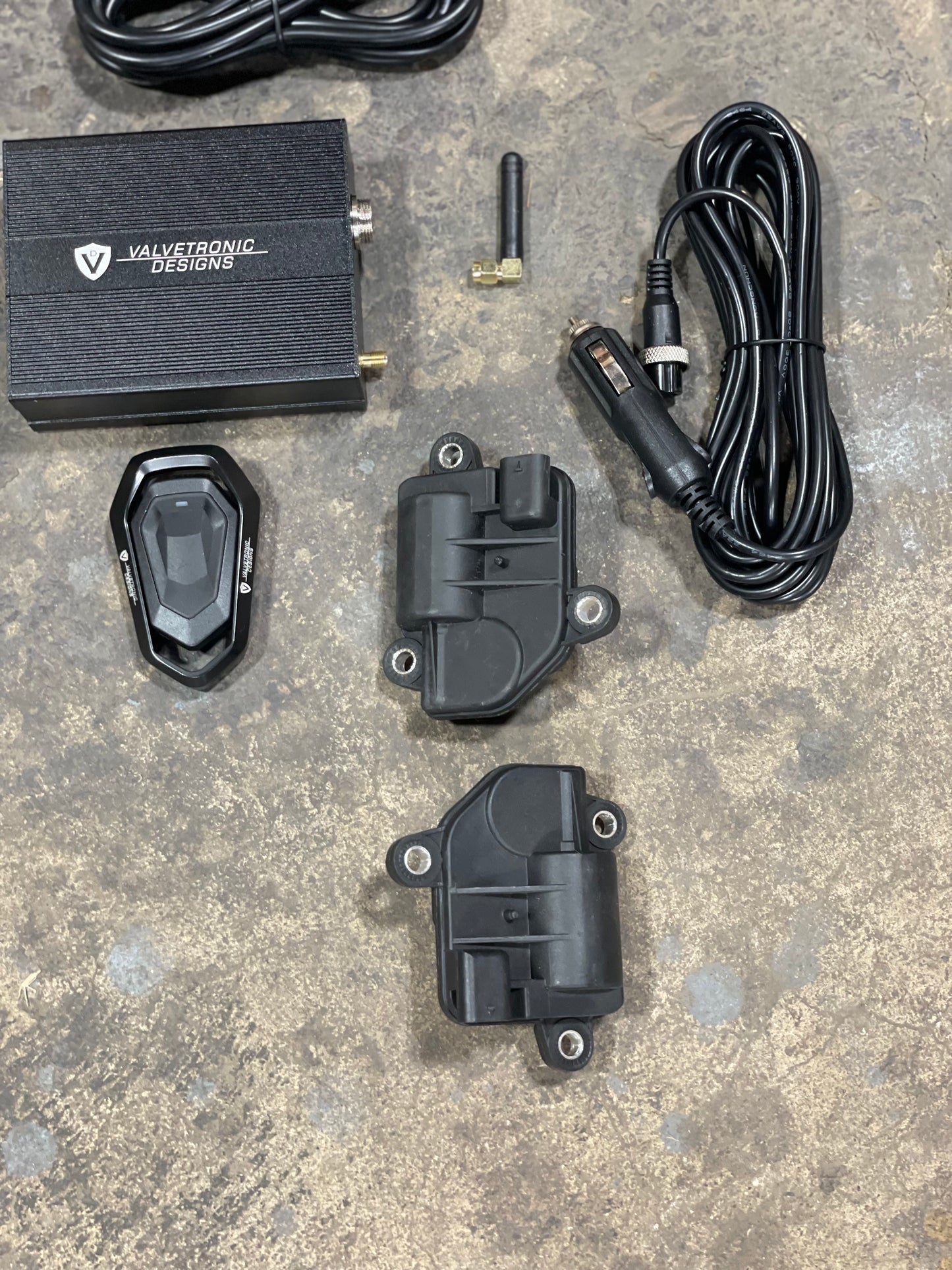 Valvetronic Designs Electronic Exhaust Valve Controller / Harness