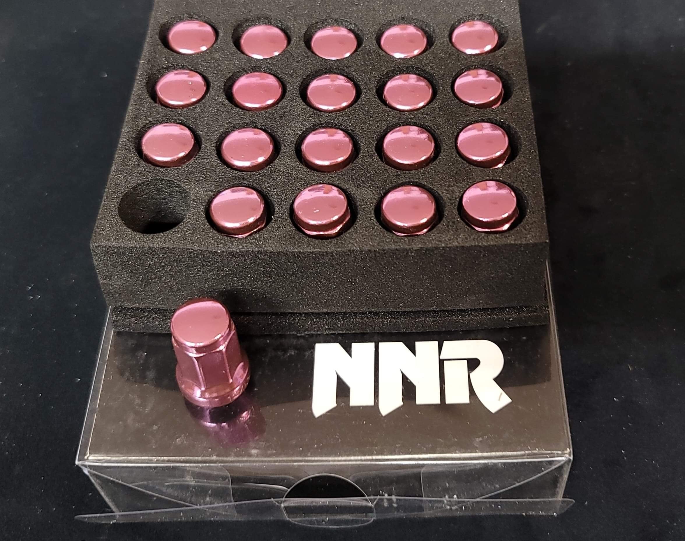 NNR Type M Steel Wheel Lug Nuts & Locks Close Ended 41mm 20pcs