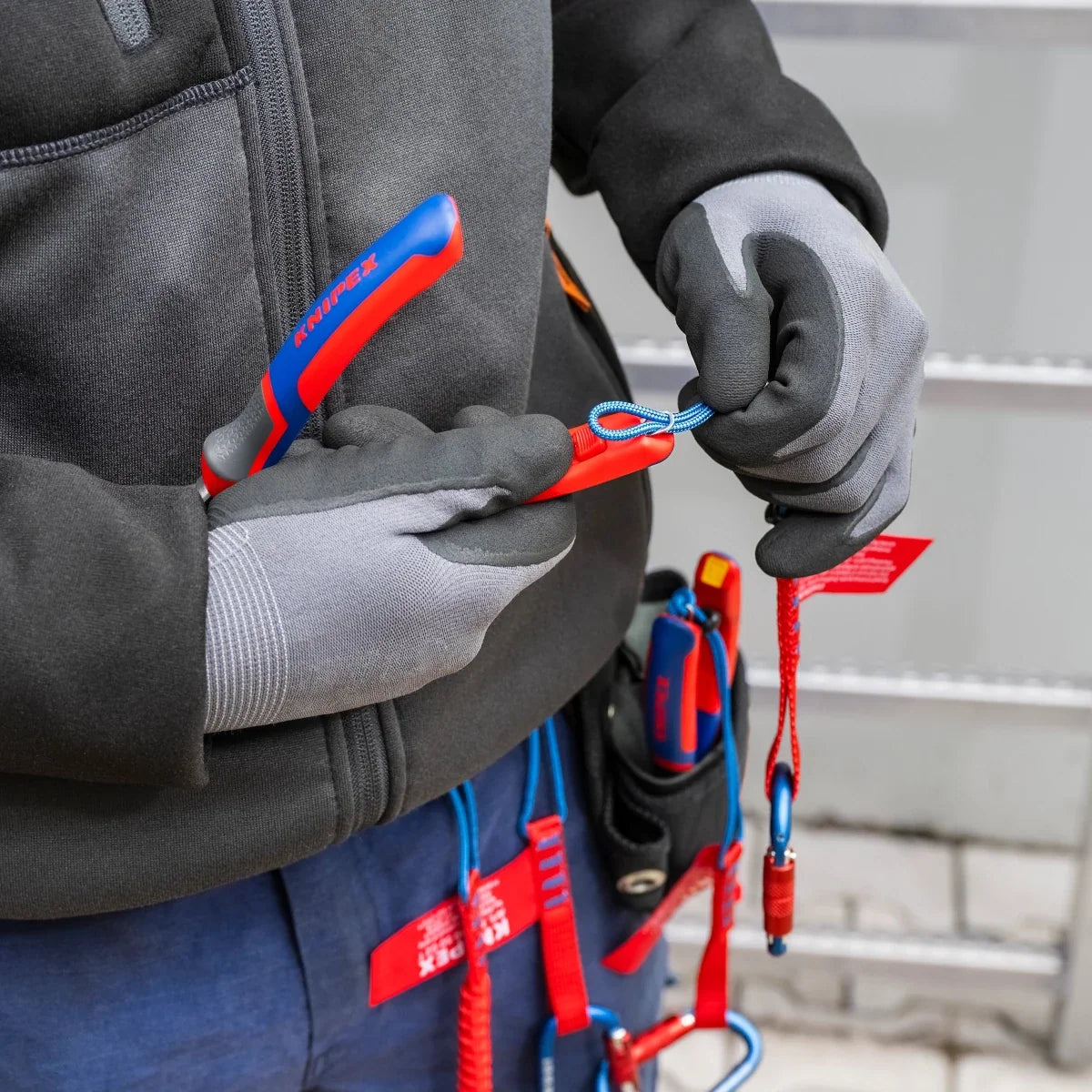 KNIPEX 8" Forged Wire Stripper 20-10 AWG with KNIPEXTEND Comfort Handles (13 72 8)
