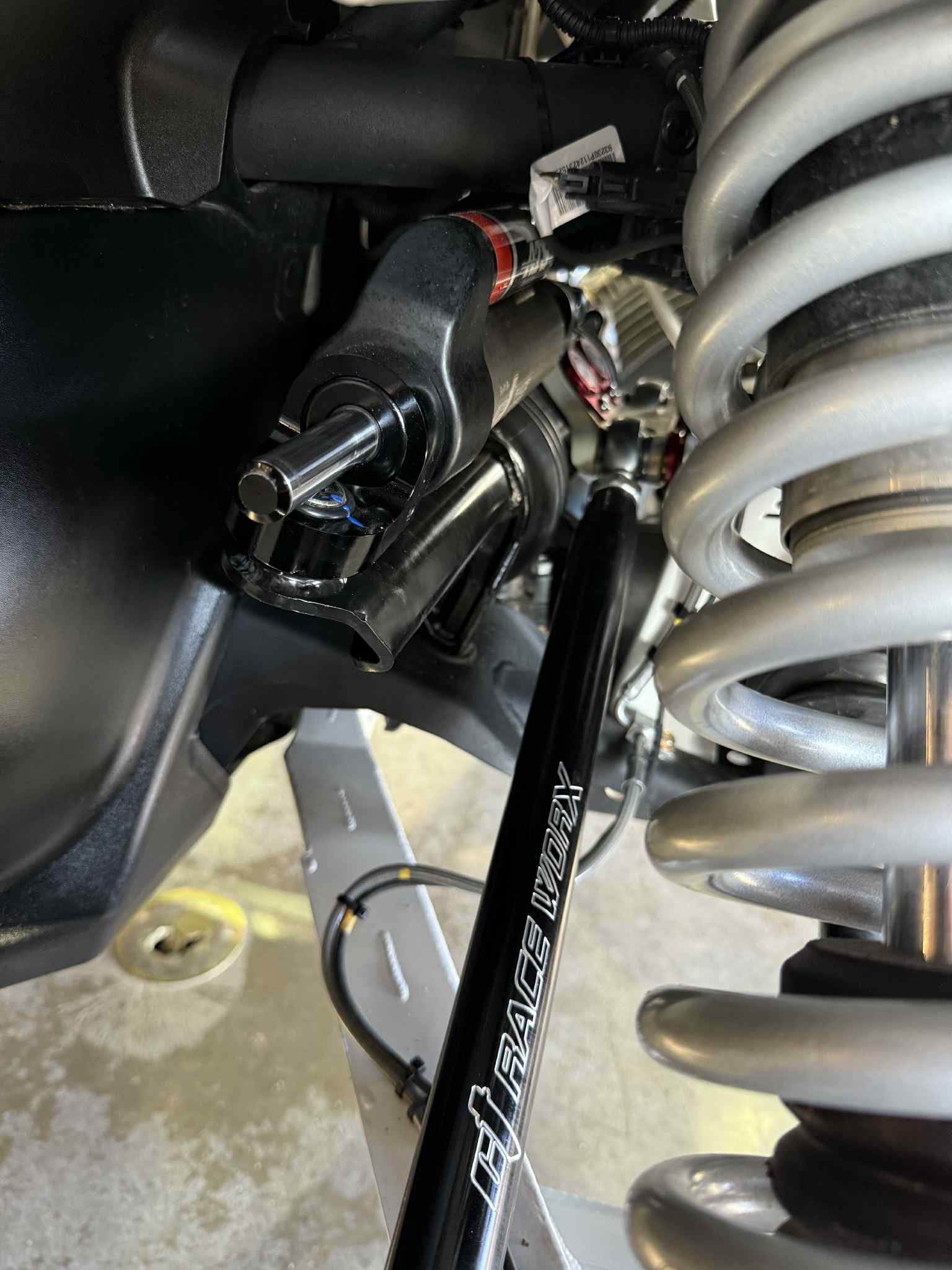 Maverick R Steering Dampener Assembly